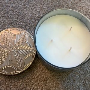 Bath & Body Works - 3 Wick Candle